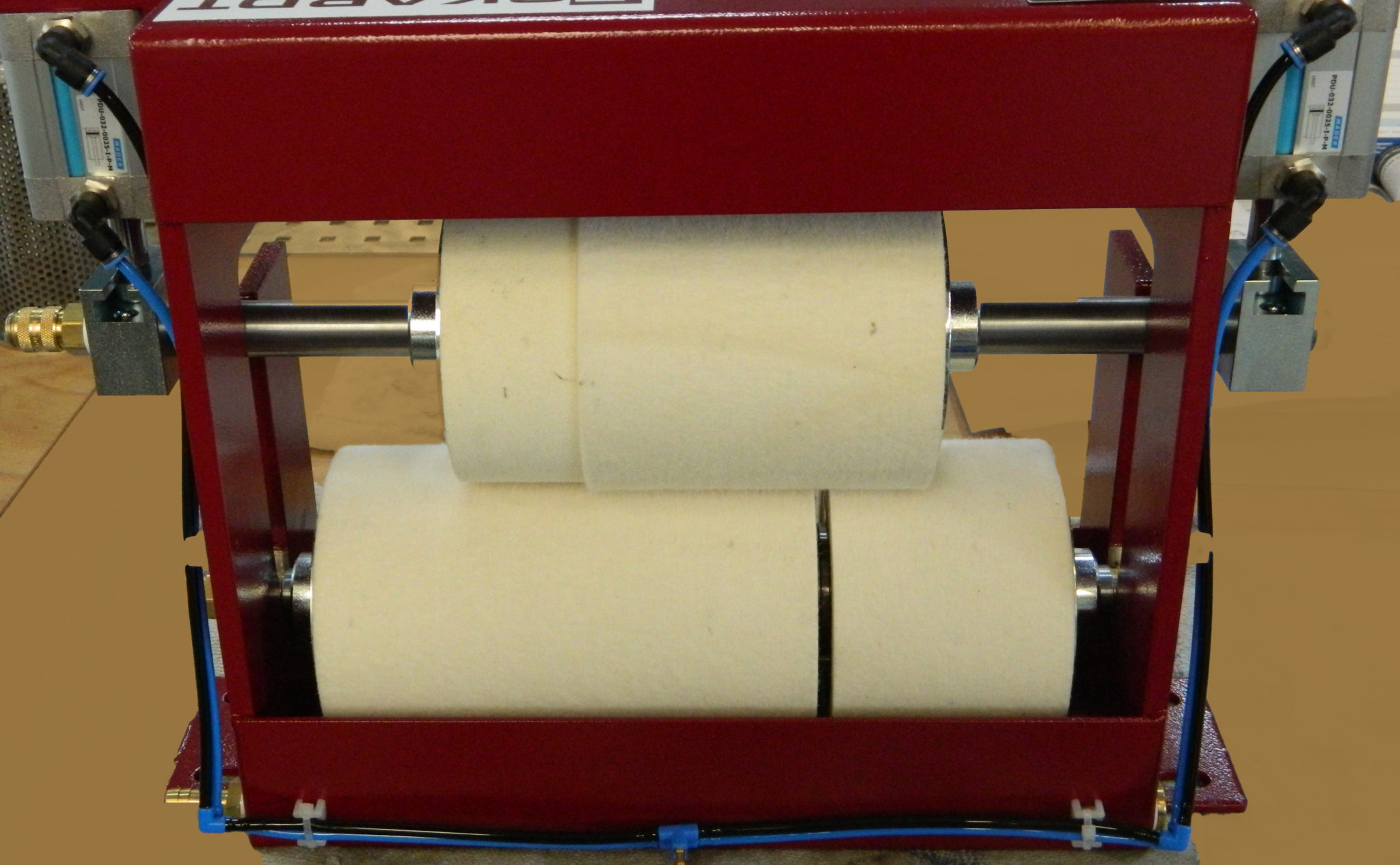 Special construction Eckardt rollerbased lubricator with cutout rollers